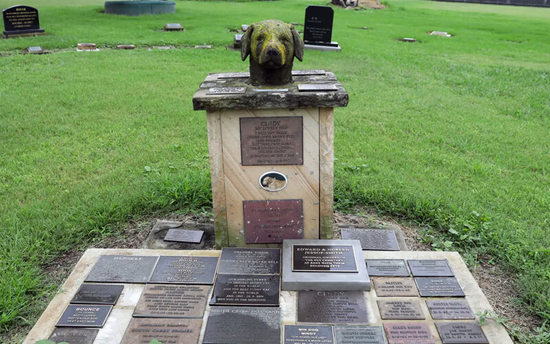 pet dog cemetery headstone